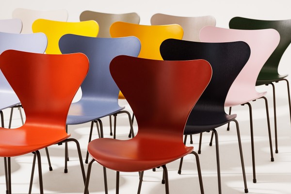 fritzhansen-asenseofcolour-2020-gaertnermoebel-02