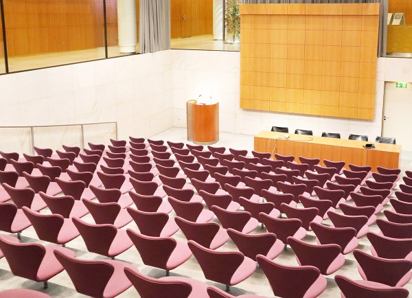 gaertner-hew-zentrale-auditorium-05-hendrik-bohle