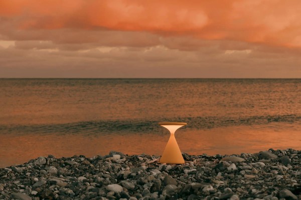 grau-salt-akku-gaertnermoebel-03