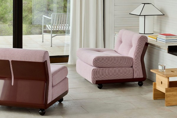 hay-amanta-1-seater-yuma-1851-burgundy-red-shell-ava-pyramid-table-lamp-1200