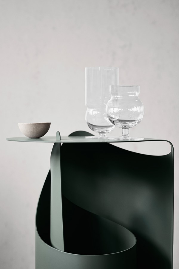 karakter-coffee-table-gaertnermoebel-01.jpg