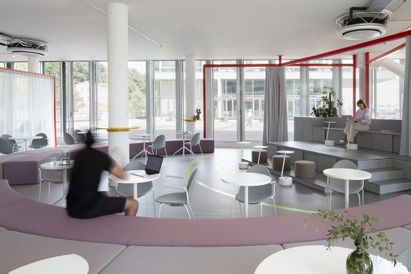 projekt-freenow-kommunikation-auditorium-gaertnermoebel-01