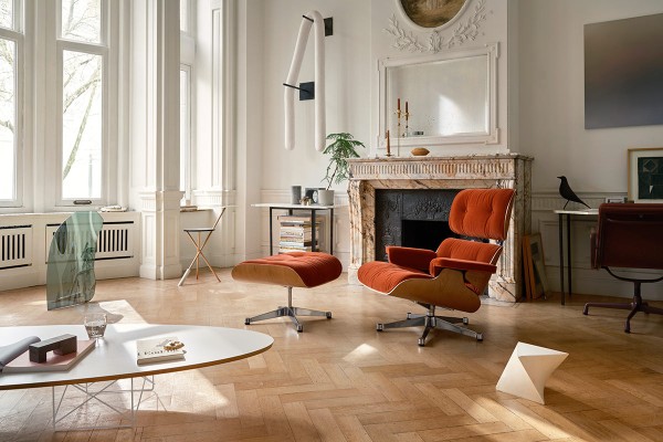 vitra-9504794-living-room-eames-lounge-chair-ottoman-elliptical-table-soft-pad-hsfw25