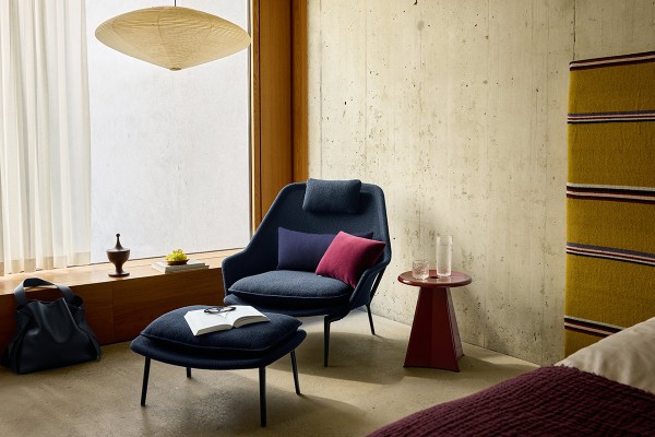 vitra-9512812-1-slow-chair-ottoman-fabric-tabouret-m-tallique-ceramic-container-no-2-akari-15a-master