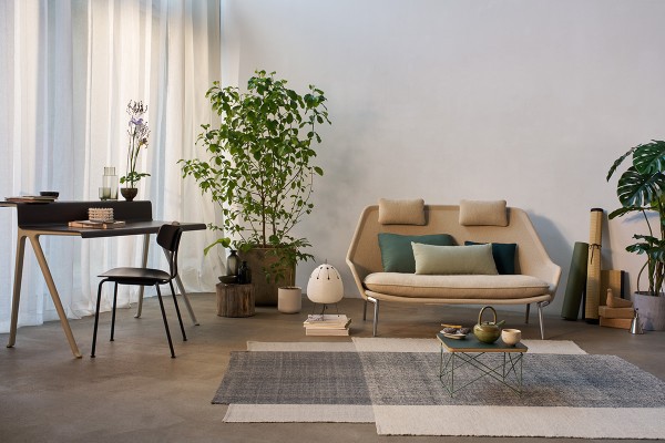 vitra-9558154-slow-sofa-courier-moca-occasional-table-ltr-master.jpg