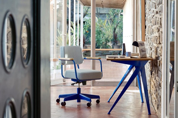 vitra-compas-direction-prouve-gaertnermoebel-02.jpg