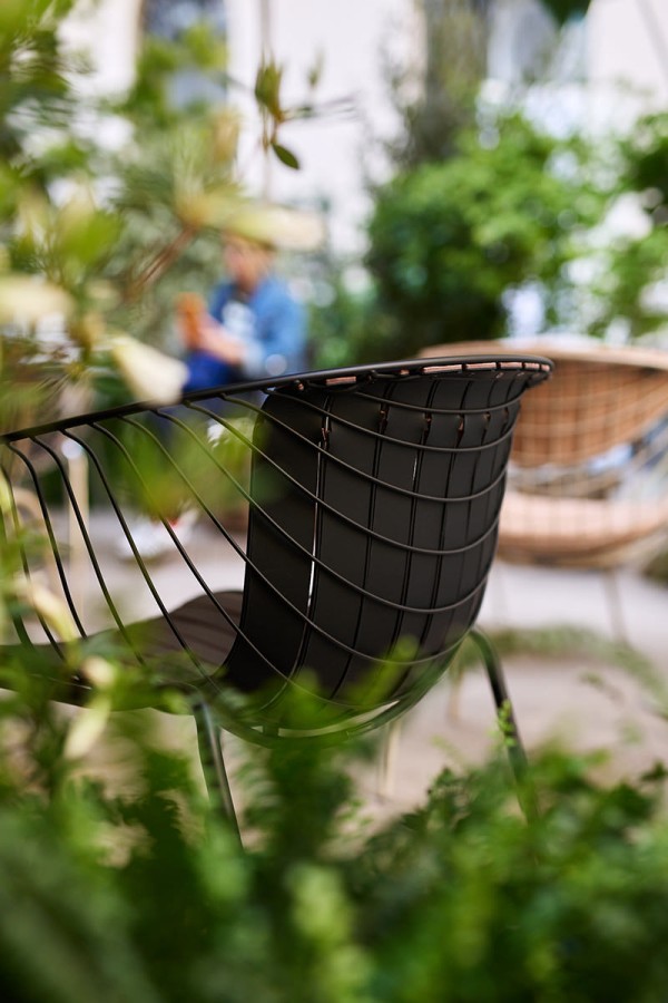 walter-knoll-ayabi-chair-milan-06-roadshow-gaertner