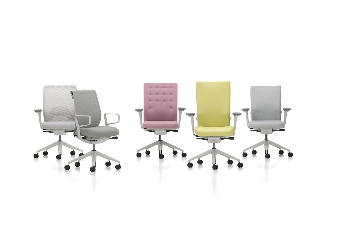 09_5026476_ID_Chair_-_Group_FS_master.jpg