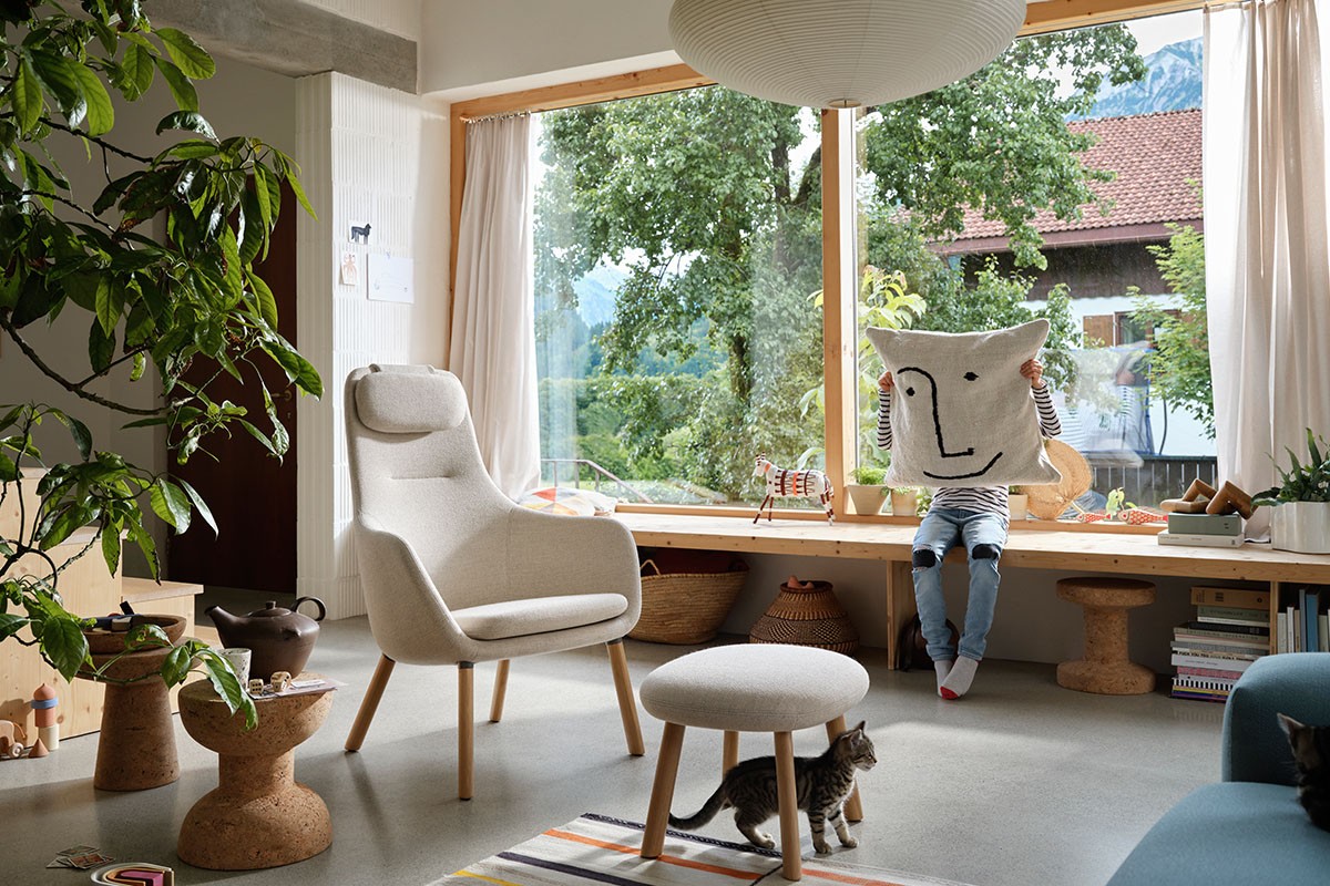 Hal_Lounge-Vitra-01.jpg