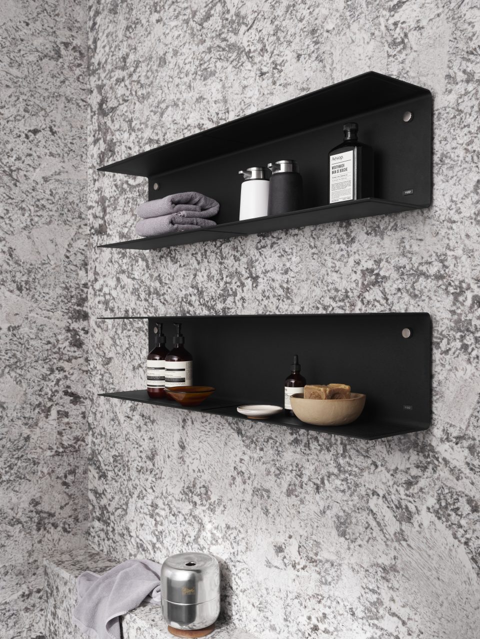vipp-922-shelves-black-01