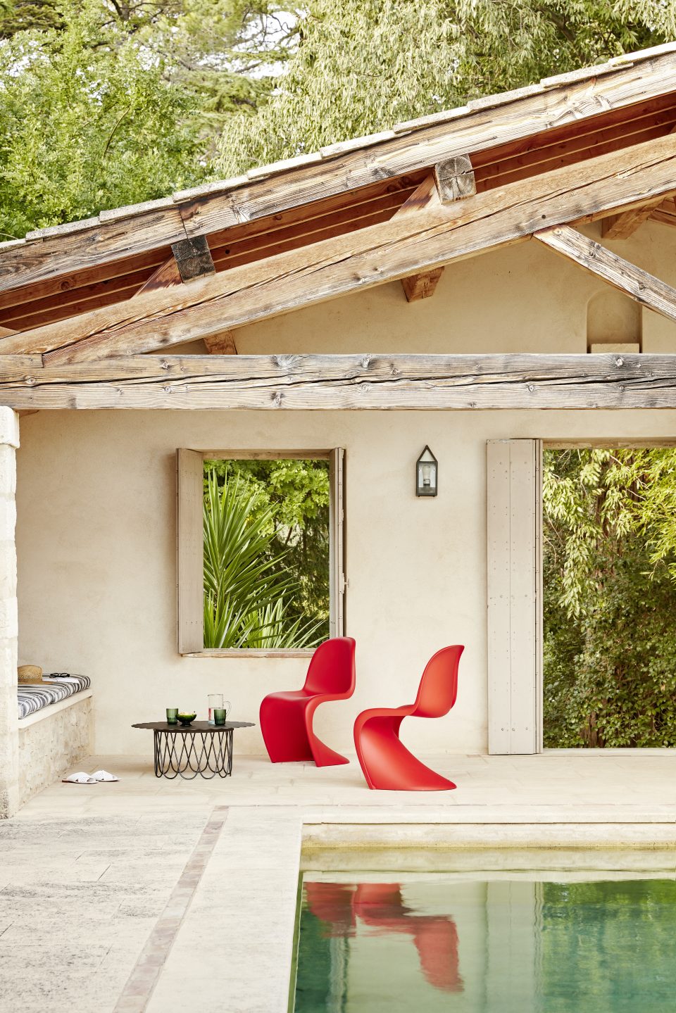 vitra-5920120-panton-chair-flower-table-master
