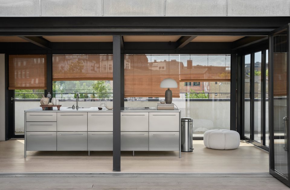 vipp-900-kitchen-v4-01