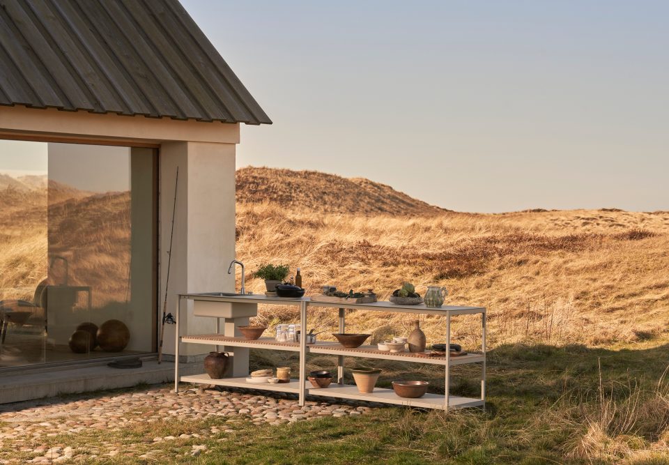 vipp-741-742-open-air-kitchen-01