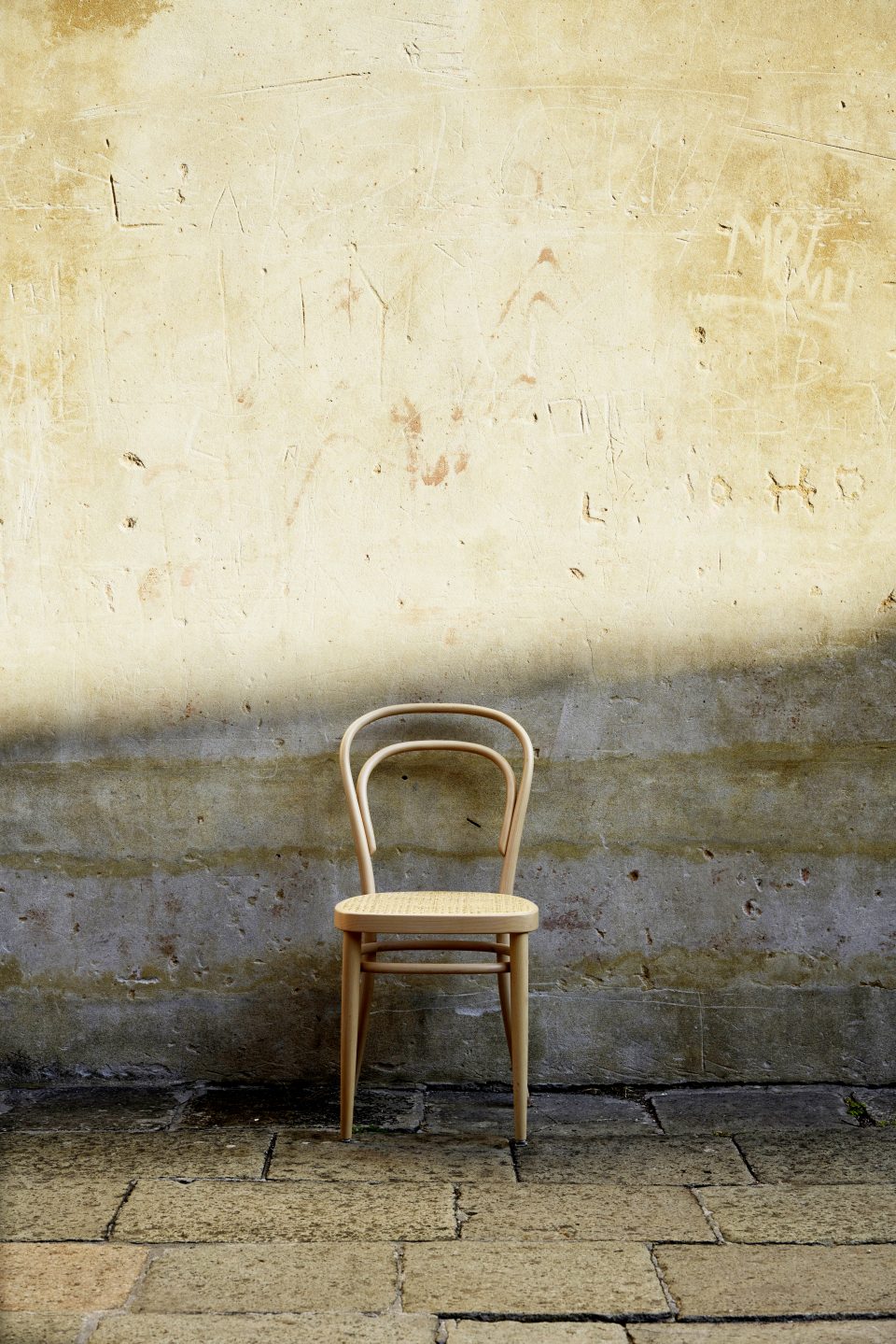 Thonet_8Okt2020_1513_prv 1_litho